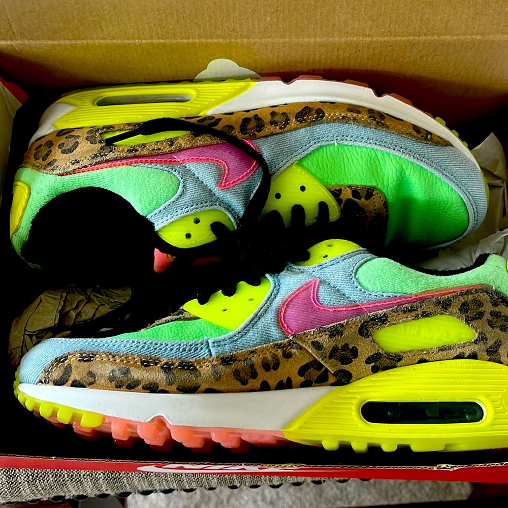 Women’s Nike Air Max 90’s NEVER WORN! Neon, Denim, Leopard! Hard to Find